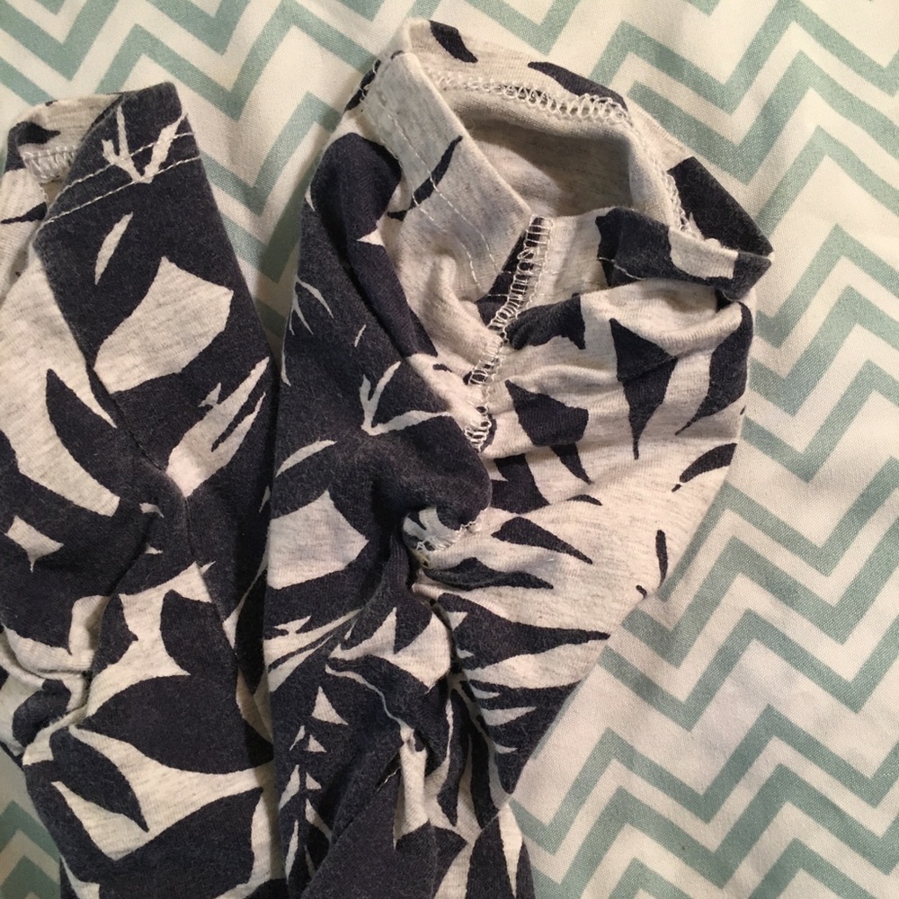aerie Yoga Printed Leggings - Picture 2 of 4